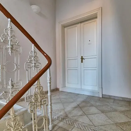 Apartment The Saint Blaise Swanky Heritage *